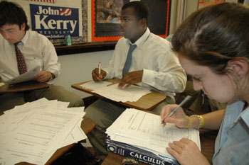 Presidential Politics students tally the mock election vote, 10/28/05.